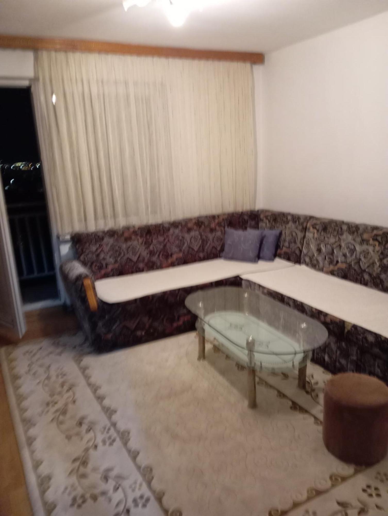 Dzenana Apartment *